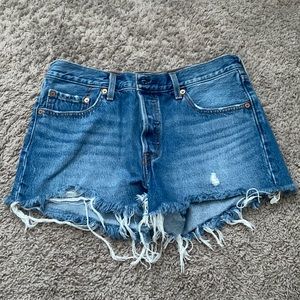 501 LEVIS SHORTS!